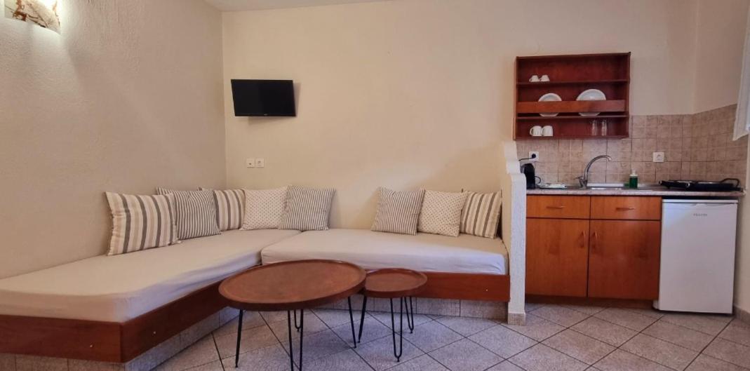 Ammos Kalamitsi Apartment Exterior photo
